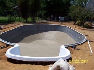 Vinyl Liner Pool Construction | Pool Builder | Custom Swimming Pool | Statesboro, Ga | Thompson Pools